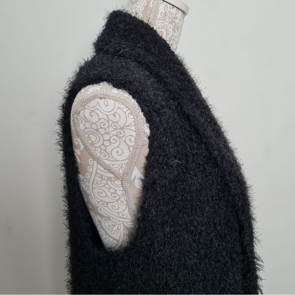 G.I.L.I Open Front Drape Textured Fuzzy Sweater Vest Black Women's Size S - Picture 7 of 15